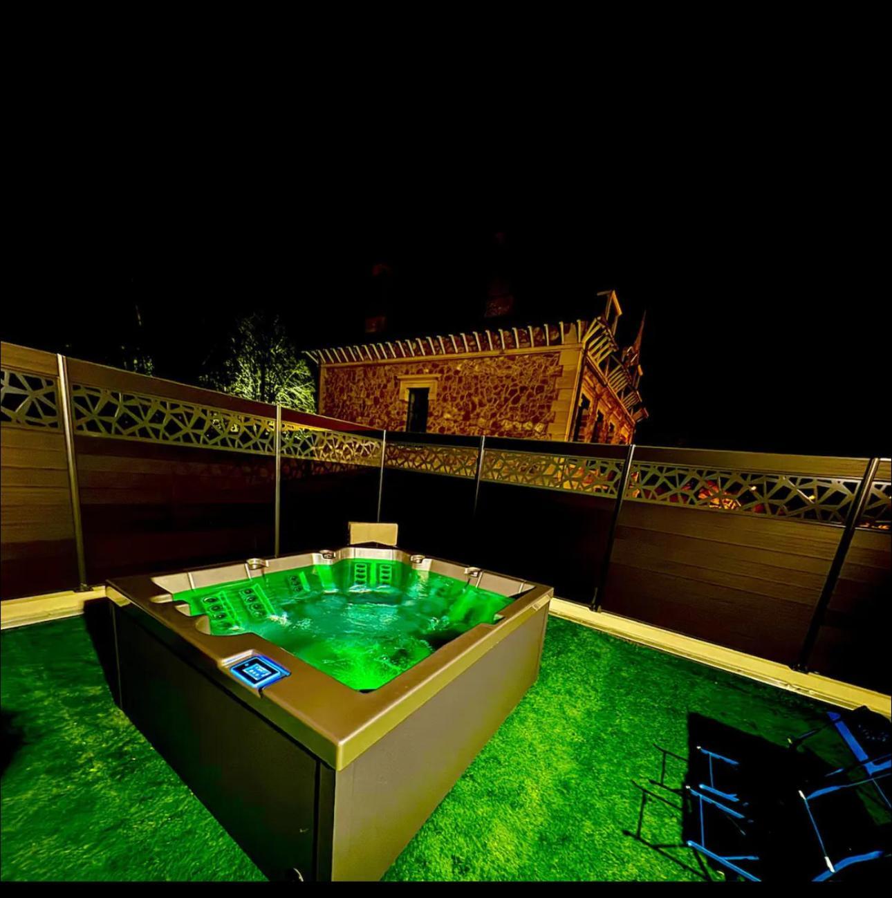 La Maison Du Faubourg Jacuzzi Vitry-le-Francois Bagian luar foto